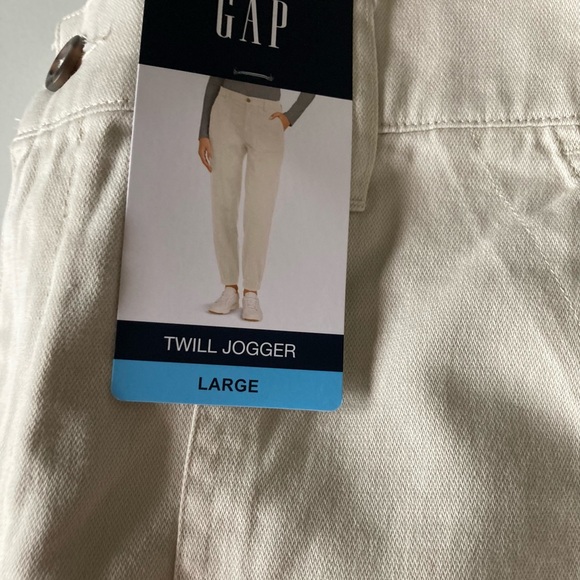 Woman Gap large twill jogger - Picture 2 of 4
